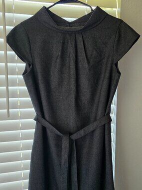 346 Brooks Brothers Charcoal Gray Belted Dress Size 6